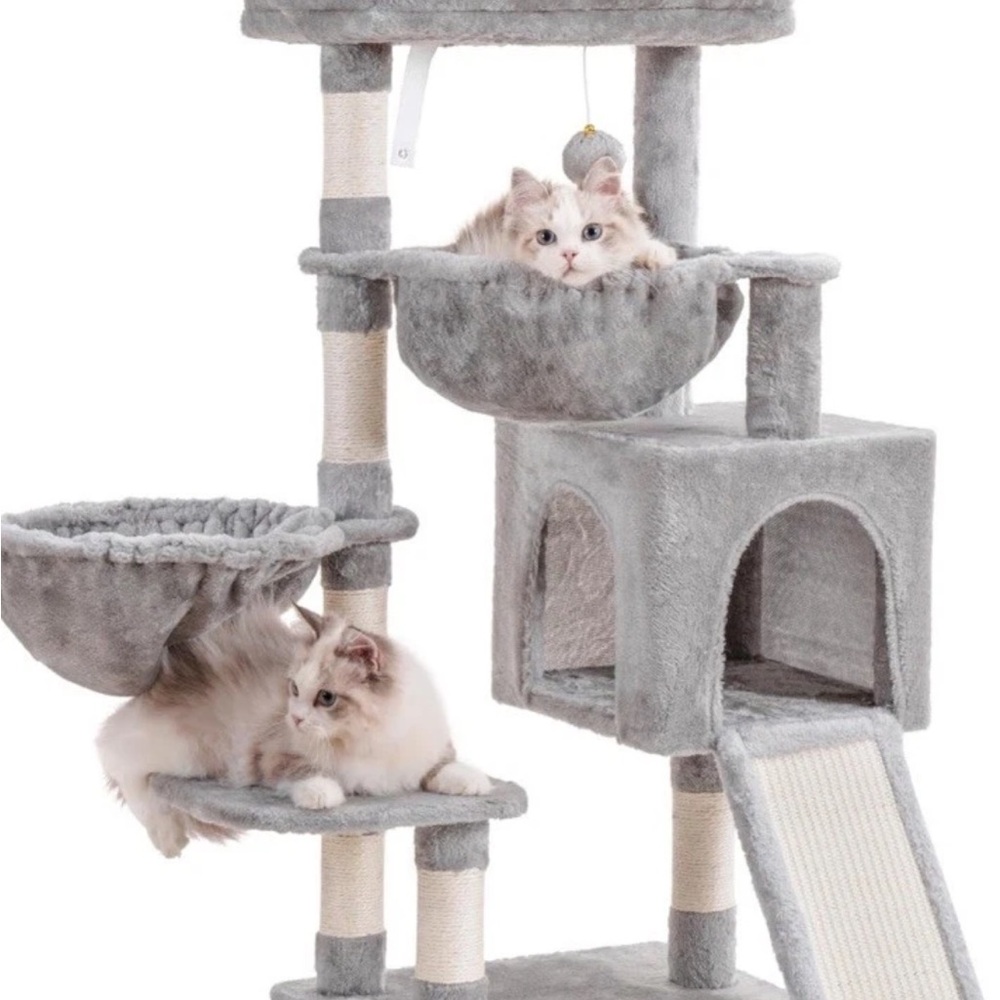 Gray Multi-Level Cat Tree